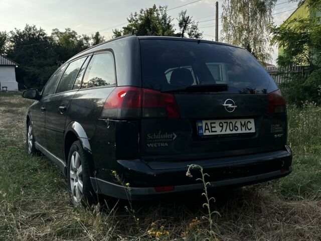 Черный Опель Вектра, объемом двигателя 2.2 л и пробегом 450 тыс. км за 2700 $, фото 4 на Automoto.ua
