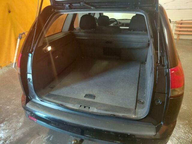 Черный Опель Вектра, объемом двигателя 2.2 л и пробегом 253 тыс. км за 3700 $, фото 3 на Automoto.ua