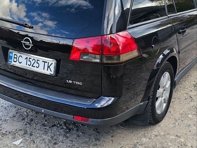 Чорний Опель Вектра, об'ємом двигуна 1.9 л та пробігом 325 тис. км за 4000 $, фото 5 на Automoto.ua