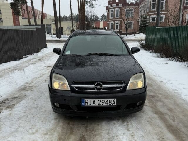 Черный Опель Вектра, объемом двигателя 1.9 л и пробегом 312 тыс. км за 2650 $, фото 5 на Automoto.ua