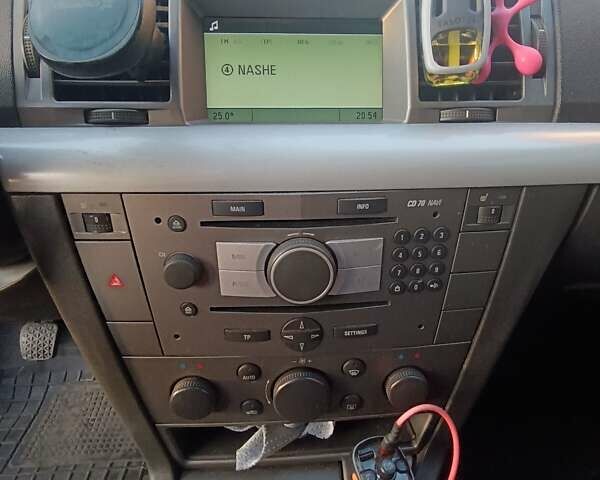 Чорний Опель Вектра, об'ємом двигуна 1.9 л та пробігом 334 тис. км за 3700 $, фото 5 на Automoto.ua