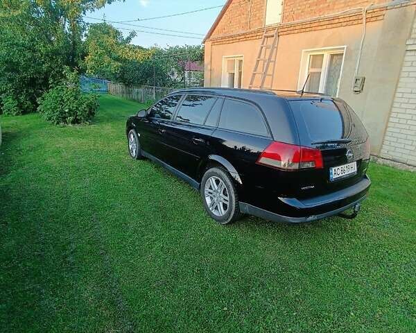 Чорний Опель Вектра, об'ємом двигуна 1.9 л та пробігом 334 тис. км за 3700 $, фото 3 на Automoto.ua