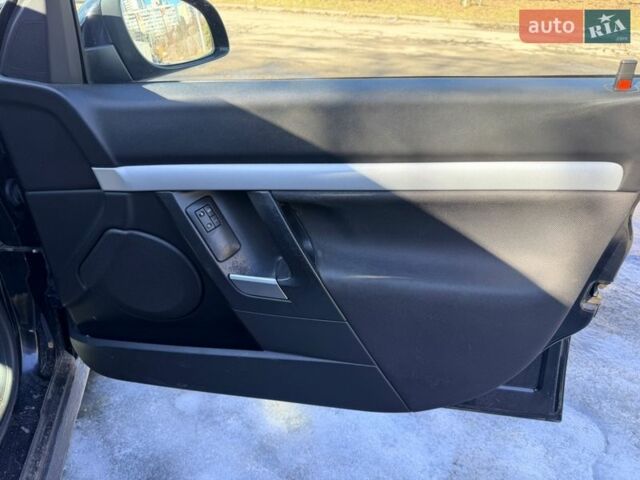 Чорний Опель Вектра, об'ємом двигуна 1.9 л та пробігом 294 тис. км за 2999 $, фото 23 на Automoto.ua