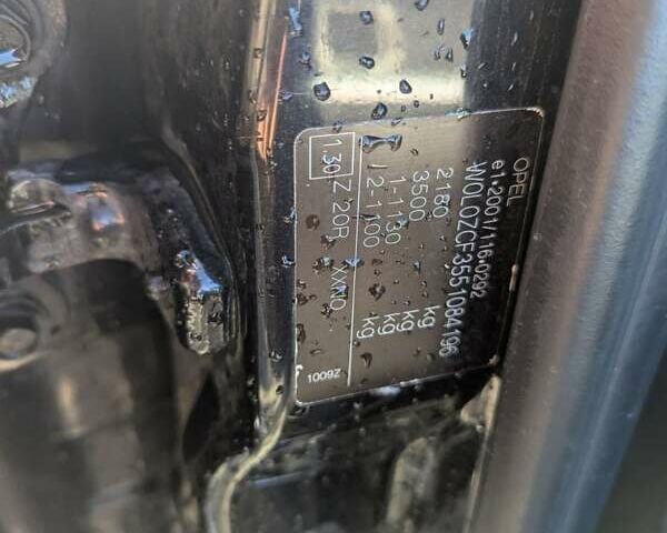 Черный Опель Вектра, объемом двигателя 2.17 л и пробегом 340 тыс. км за 4200 $, фото 12 на Automoto.ua