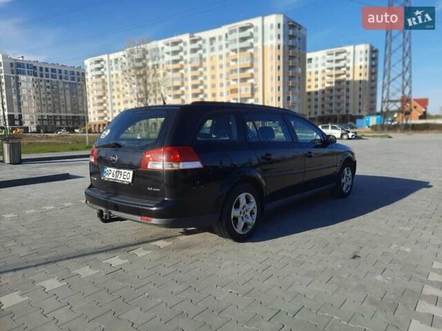Черный Опель Вектра, объемом двигателя 2.2 л и пробегом 310 тыс. км за 3700 $, фото 1 на Automoto.ua