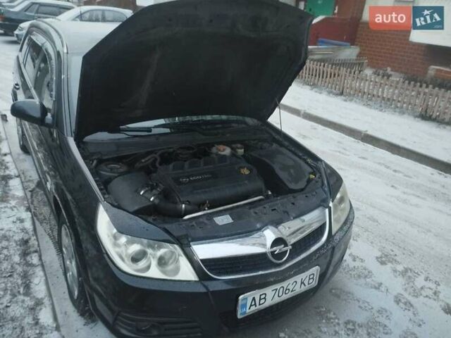 Черный Опель Вектра, объемом двигателя 1.91 л и пробегом 320 тыс. км за 5500 $, фото 6 на Automoto.ua