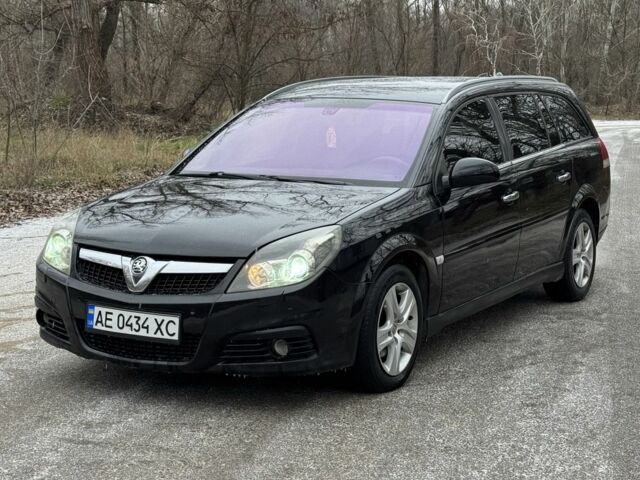 Черный Опель Вектра, объемом двигателя 1.8 л и пробегом 300 тыс. км за 3400 $, фото 2 на Automoto.ua