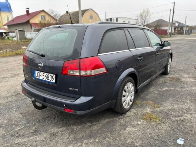 Черный Опель Вектра, объемом двигателя 1.9 л и пробегом 300 тыс. км за 2250 $, фото 4 на Automoto.ua