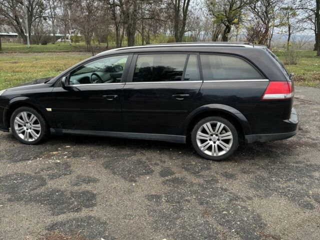 Чорний Опель Вектра, об'ємом двигуна 1.9 л та пробігом 268 тис. км за 2750 $, фото 7 на Automoto.ua