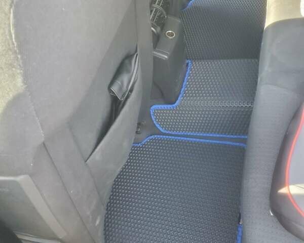 Чорний Опель Вектра, об'ємом двигуна 1.9 л та пробігом 495 тис. км за 4250 $, фото 2 на Automoto.ua