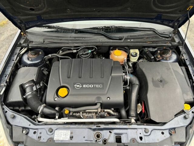 Черный Опель Вектра, объемом двигателя 1.9 л и пробегом 300 тыс. км за 2250 $, фото 10 на Automoto.ua