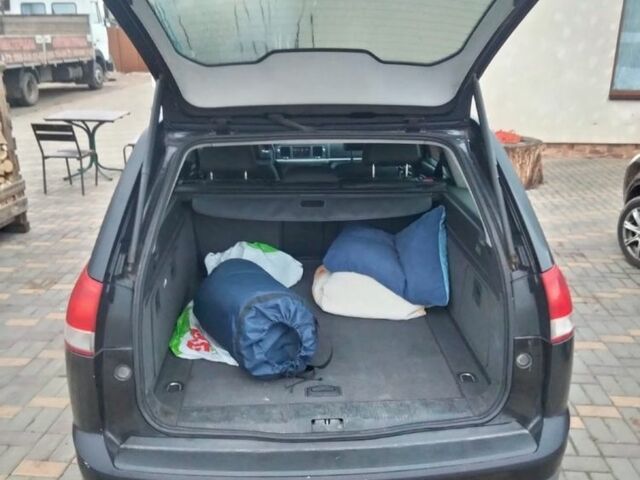 Черный Опель Вектра, объемом двигателя 2 л и пробегом 350 тыс. км за 2700 $, фото 1 на Automoto.ua