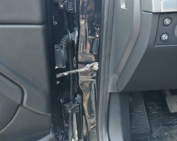 Черный Опель Вектра, объемом двигателя 1.6 л и пробегом 207 тыс. км за 7500 $, фото 17 на Automoto.ua