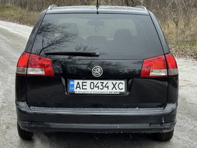 Черный Опель Вектра, объемом двигателя 1.8 л и пробегом 300 тыс. км за 3400 $, фото 5 на Automoto.ua