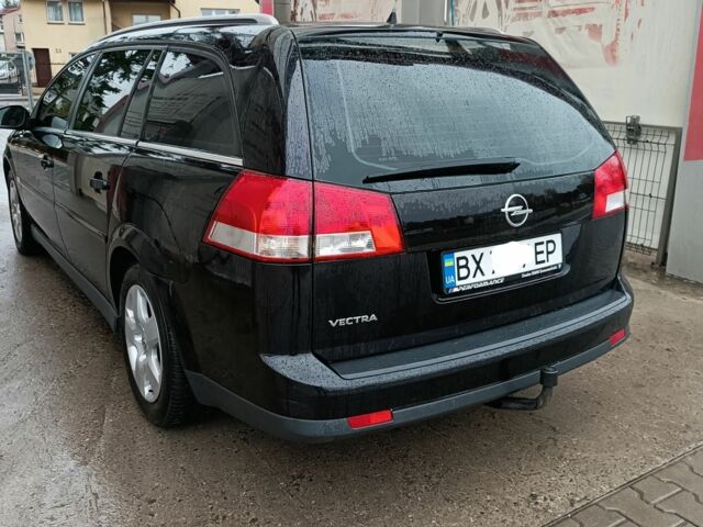 Черный Опель Вектра, объемом двигателя 1.8 л и пробегом 191 тыс. км за 5813 $, фото 3 на Automoto.ua