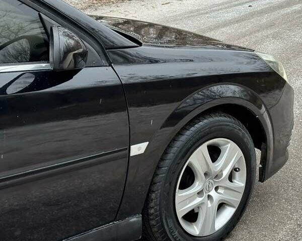 Черный Опель Вектра, объемом двигателя 1.8 л и пробегом 300 тыс. км за 3400 $, фото 28 на Automoto.ua