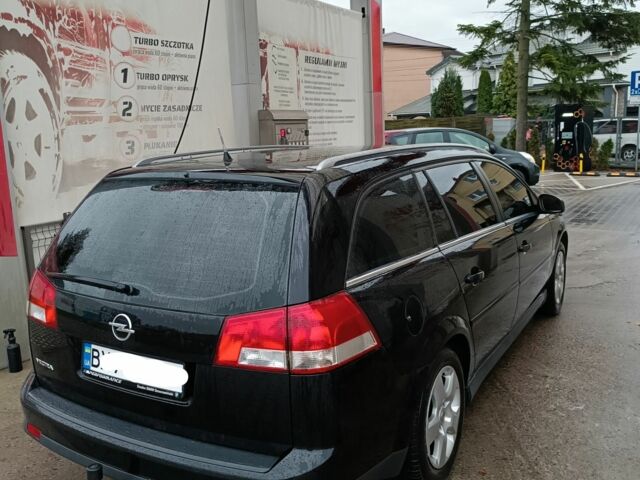 Черный Опель Вектра, объемом двигателя 1.8 л и пробегом 191 тыс. км за 5813 $, фото 2 на Automoto.ua