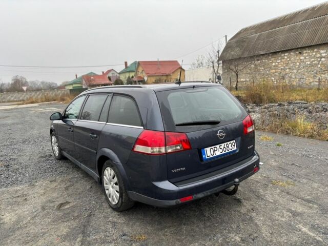 Черный Опель Вектра, объемом двигателя 1.9 л и пробегом 300 тыс. км за 2250 $, фото 3 на Automoto.ua