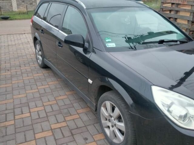 Черный Опель Вектра, объемом двигателя 2 л и пробегом 350 тыс. км за 2700 $, фото 3 на Automoto.ua