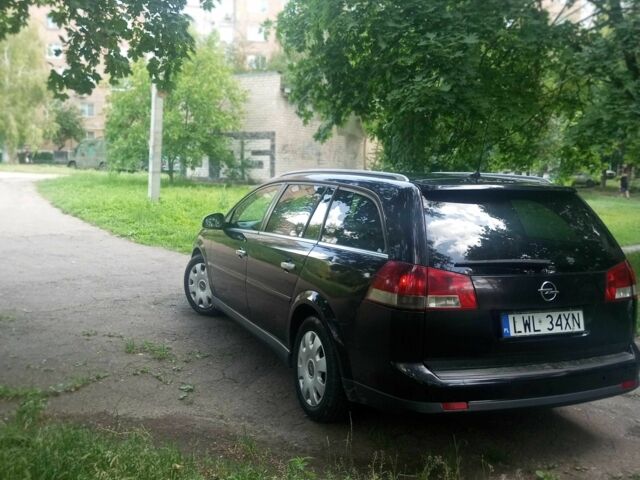 Черный Опель Вектра, объемом двигателя 1.9 л и пробегом 318 тыс. км за 3100 $, фото 6 на Automoto.ua