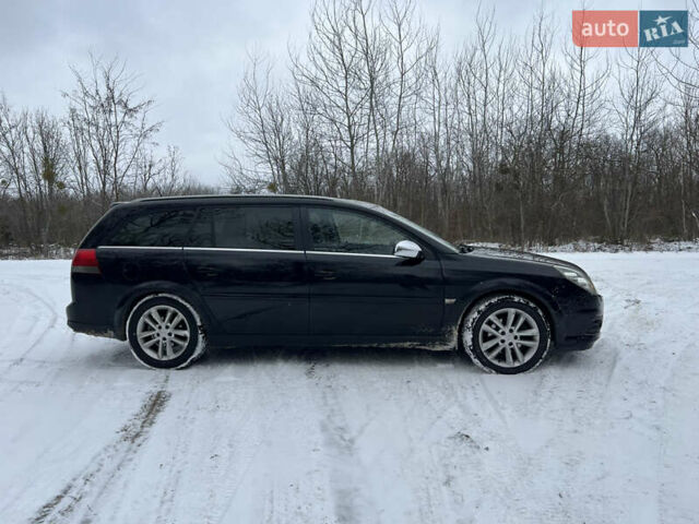 Чорний Опель Вектра, об'ємом двигуна 2 л та пробігом 210 тис. км за 4500 $, фото 2 на Automoto.ua