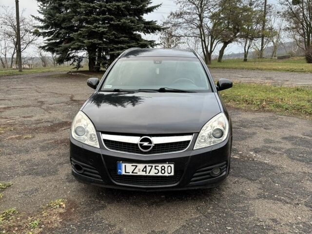 Чорний Опель Вектра, об'ємом двигуна 1.9 л та пробігом 268 тис. км за 2750 $, фото 1 на Automoto.ua