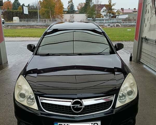 Черный Опель Вектра, объемом двигателя 1.8 л и пробегом 191 тыс. км за 5500 $, фото 1 на Automoto.ua
