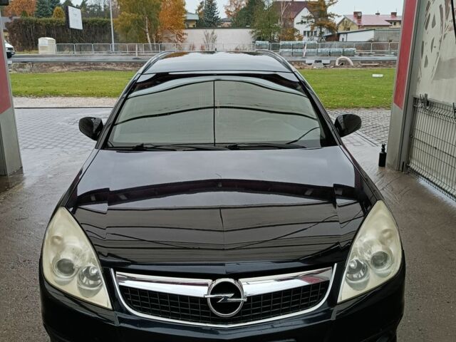 Черный Опель Вектра, объемом двигателя 1.8 л и пробегом 191 тыс. км за 5813 $, фото 1 на Automoto.ua