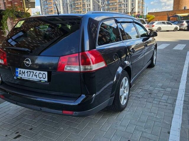 Черный Опель Вектра, объемом двигателя 1.9 л и пробегом 280 тыс. км за 7900 $, фото 5 на Automoto.ua