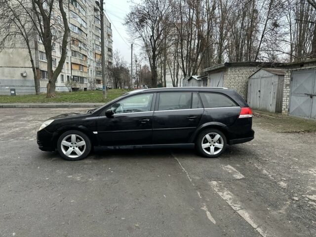 Черный Опель Вектра, объемом двигателя 1.9 л и пробегом 374 тыс. км за 2800 $, фото 5 на Automoto.ua