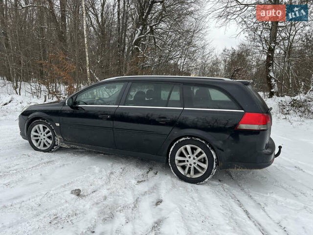 Чорний Опель Вектра, об'ємом двигуна 2 л та пробігом 210 тис. км за 4500 $, фото 6 на Automoto.ua