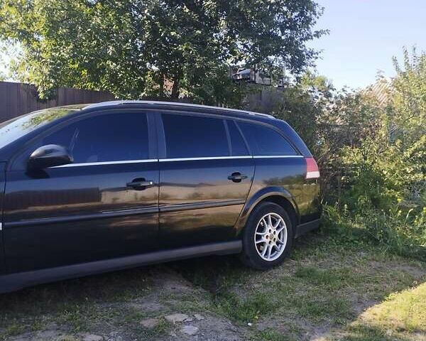 Черный Опель Вектра, объемом двигателя 1.6 л и пробегом 207 тыс. км за 7500 $, фото 1 на Automoto.ua