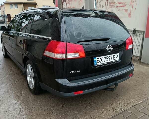 Черный Опель Вектра, объемом двигателя 1.8 л и пробегом 191 тыс. км за 5500 $, фото 4 на Automoto.ua