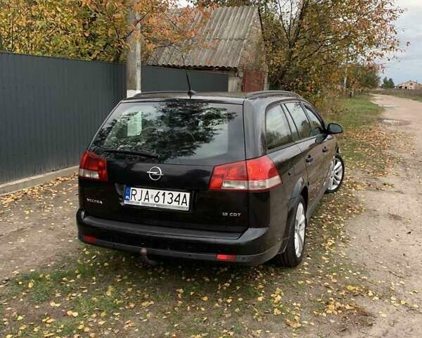 Чорний Опель Вектра, об'ємом двигуна 1.9 л та пробігом 330 тис. км за 2750 $, фото 8 на Automoto.ua