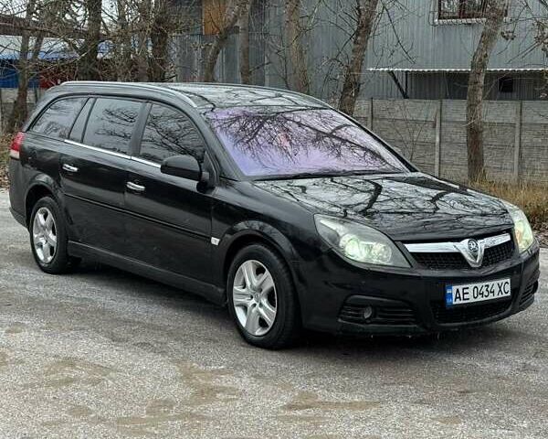 Черный Опель Вектра, объемом двигателя 1.8 л и пробегом 300 тыс. км за 3400 $, фото 3 на Automoto.ua