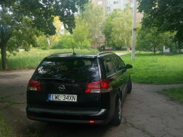 Черный Опель Вектра, объемом двигателя 1.9 л и пробегом 318 тыс. км за 3100 $, фото 5 на Automoto.ua