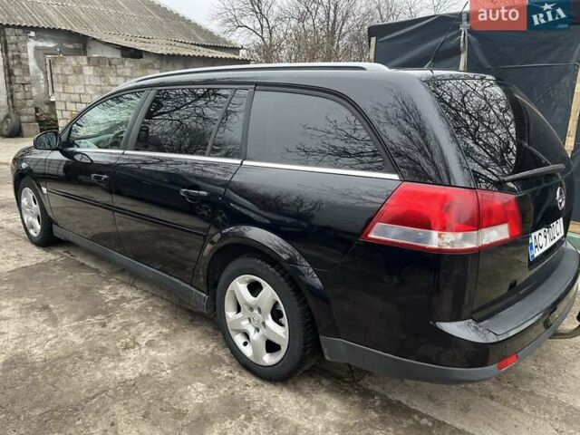 Черный Опель Вектра, объемом двигателя 1.9 л и пробегом 235 тыс. км за 4500 $, фото 2 на Automoto.ua
