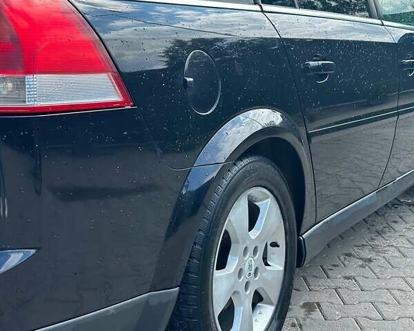 Черный Опель Вектра, объемом двигателя 1.91 л и пробегом 330 тыс. км за 5200 $, фото 6 на Automoto.ua