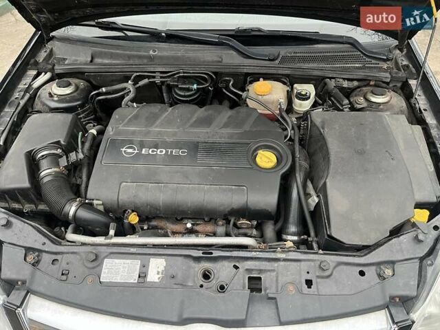 Черный Опель Вектра, объемом двигателя 1.9 л и пробегом 235 тыс. км за 4500 $, фото 15 на Automoto.ua