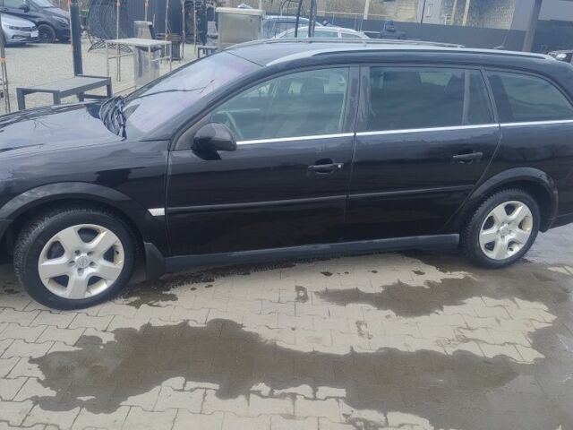 Черный Опель Вектра, объемом двигателя 1.9 л и пробегом 430 тыс. км за 4000 $, фото 4 на Automoto.ua