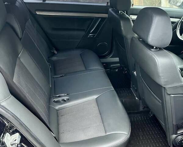 Черный Опель Вектра, объемом двигателя 1.9 л и пробегом 235 тыс. км за 4500 $, фото 19 на Automoto.ua