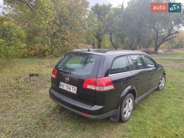 Черный Опель Вектра, объемом двигателя 1.8 л и пробегом 222 тыс. км за 5350 $, фото 3 на Automoto.ua