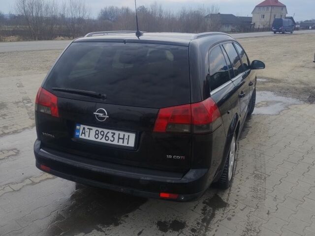 Черный Опель Вектра, объемом двигателя 1.9 л и пробегом 430 тыс. км за 4000 $, фото 5 на Automoto.ua