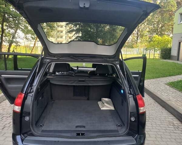 Черный Опель Вектра, объемом двигателя 1.91 л и пробегом 270 тыс. км за 7773 $, фото 5 на Automoto.ua