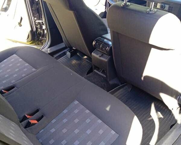 Черный Опель Вектра, объемом двигателя 1.8 л и пробегом 170 тыс. км за 5100 $, фото 14 на Automoto.ua