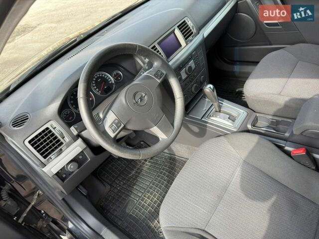 Черный Опель Вектра, объемом двигателя 2.2 л и пробегом 225 тыс. км за 6300 $, фото 38 на Automoto.ua