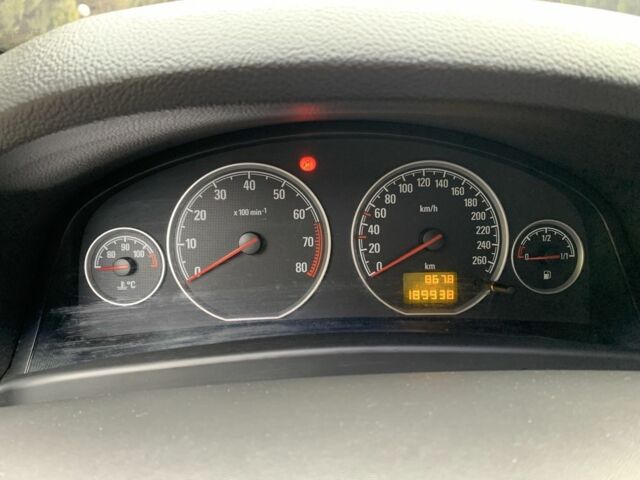 Чорний Опель Вектра, об'ємом двигуна 2.2 л та пробігом 190 тис. км за 6400 $, фото 11 на Automoto.ua