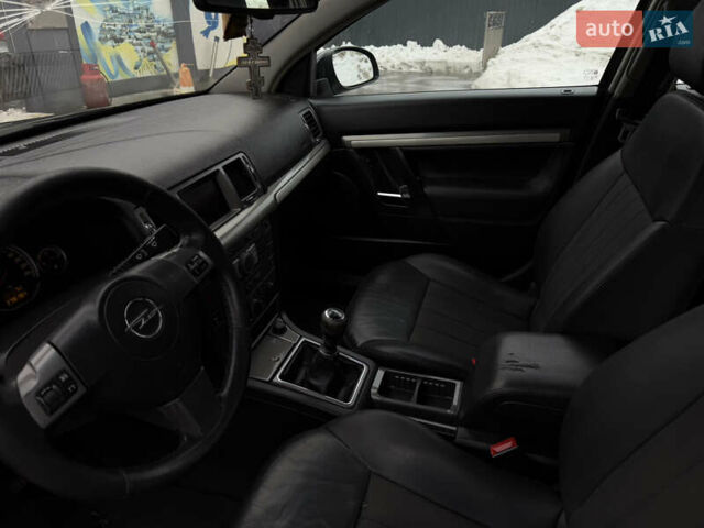 Чорний Опель Вектра, об'ємом двигуна 1.9 л та пробігом 278 тис. км за 4350 $, фото 16 на Automoto.ua