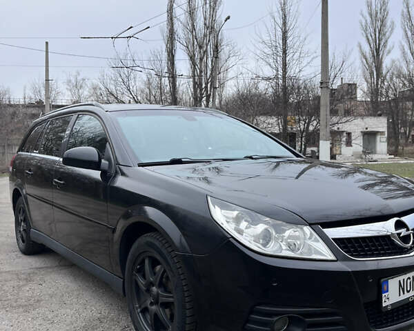 Черный Опель Вектра, объемом двигателя 1.9 л и пробегом 262 тыс. км за 7000 $, фото 4 на Automoto.ua