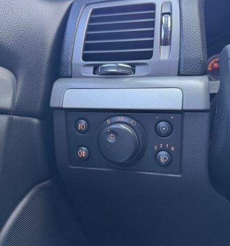 Чорний Опель Вектра, об'ємом двигуна 1.9 л та пробігом 380 тис. км за 5000 $, фото 12 на Automoto.ua